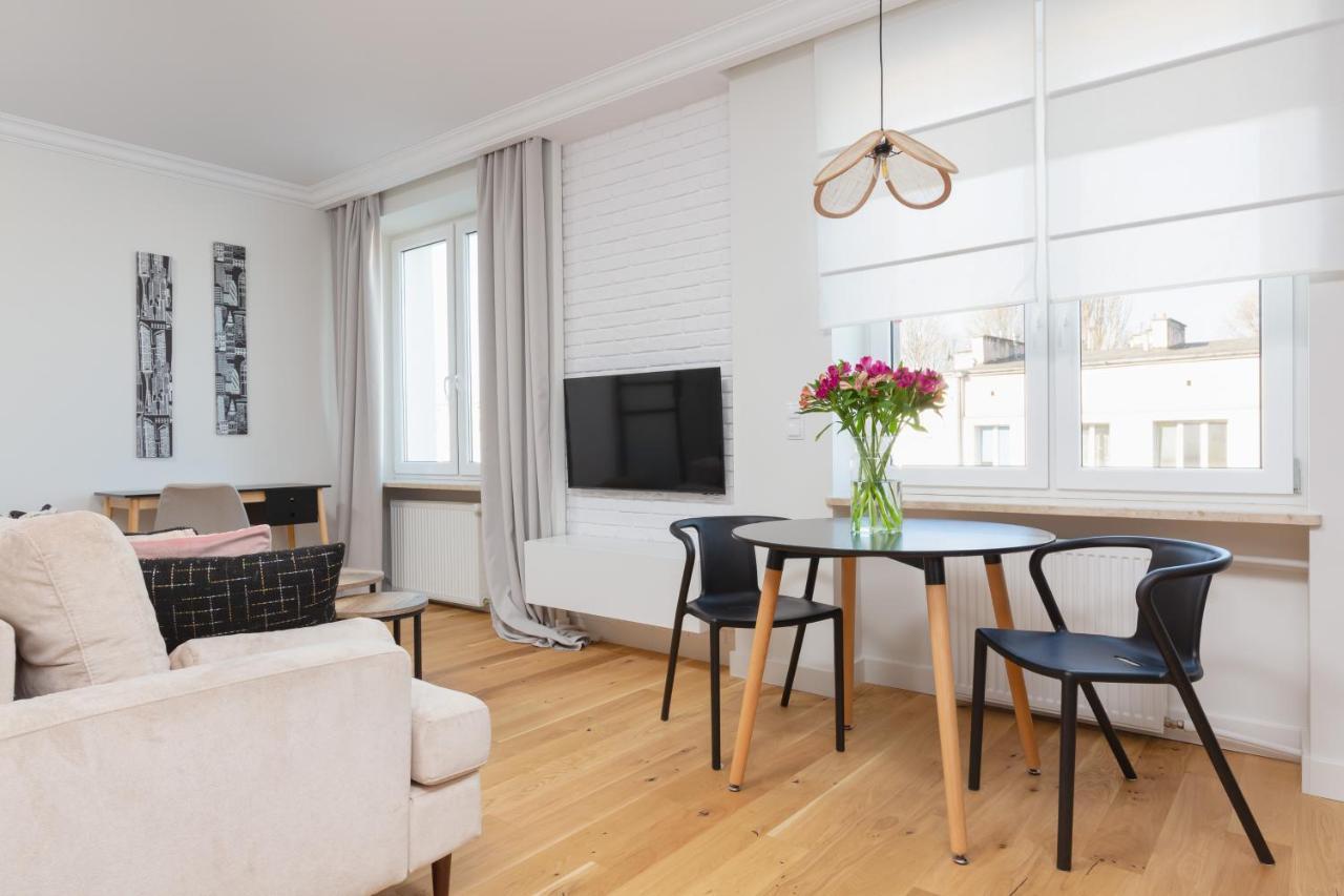 Apartment Bialobrzeska Warsaw Ochota By Renters מראה חיצוני תמונה